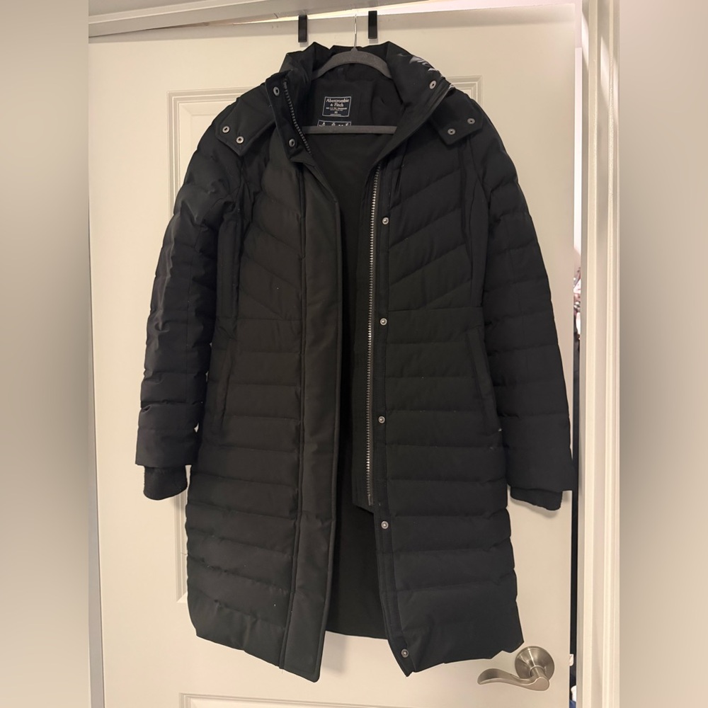 Abercrombie & Fitch Women's Black Puffer Coat